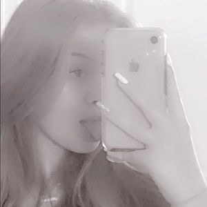 Meet your Posher, Bella